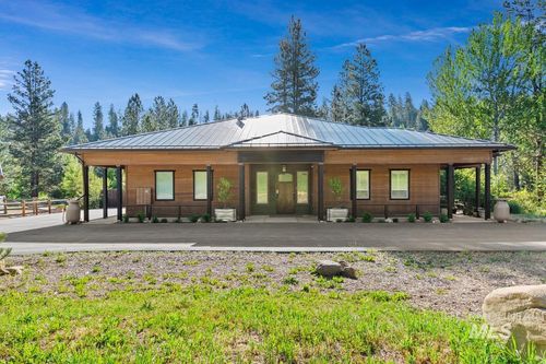 22 Creekside Ct, Garden Valley, ID, 83622-5294 | Card Image