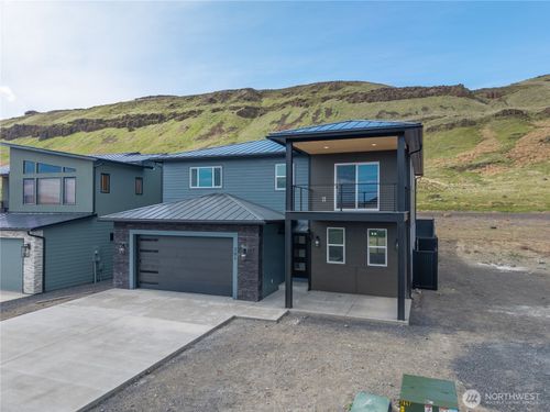 98950-201 Bridgeview Dr, Ellensburg, WA, 98926 | Card Image