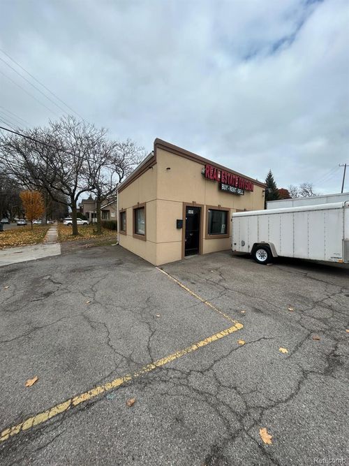 9480 Dix, Dearborn, MI, 48120-1528 | Card Image