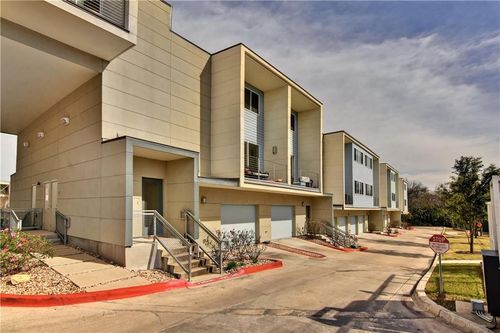 unit-101-604 N Bluff Dr, Austin, TX, 78745-4555 | Card Image