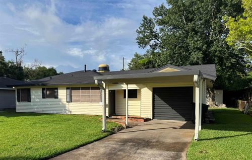 408 S 3rd St, Nederland, TX, 77627-2224 | Card Image