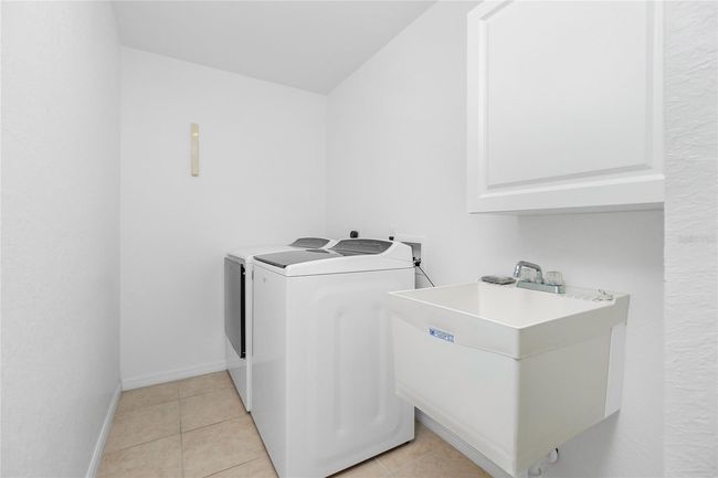 10430 Chablis Ave, House other with 3 bedrooms, 2 bathrooms and null parking in Englewood FL | Image 22