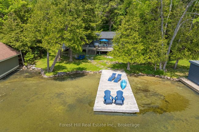 1050 Fair Lee Park Rd, House other with 3 bedrooms, 2 bathrooms and 4 parking in Minett ON | Image 4