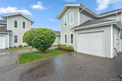 914 Fenway Rd, Saint James, NY, 11780-3364 | Card Image