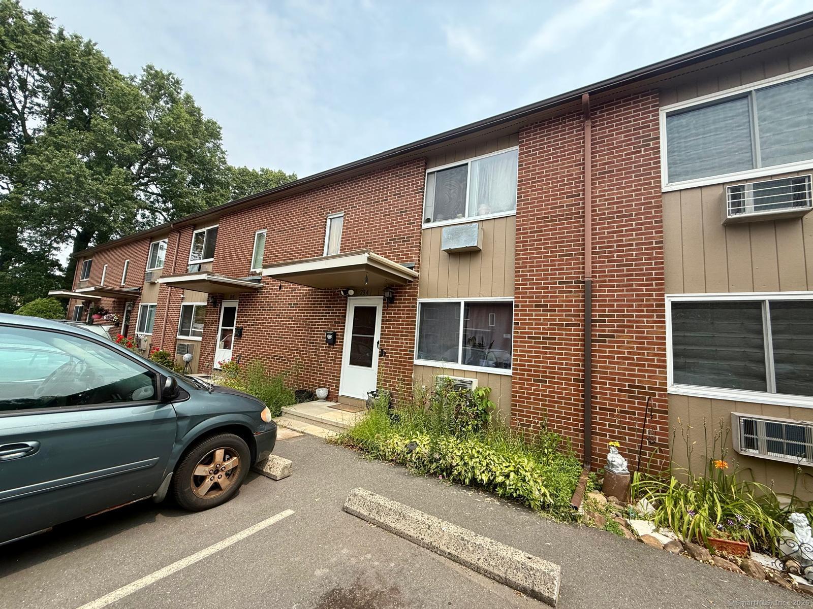 Residential in New Britain