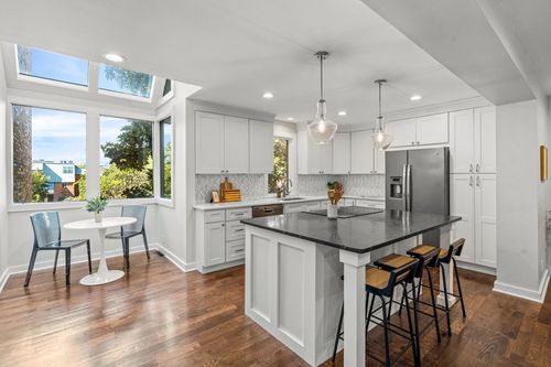 125 Hampton Pl, Nashville, TN, 37215-1537 | Card Image