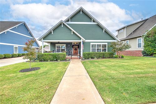 5808 W Willow St, Rogers, AR, 72758-8233 | Card Image
