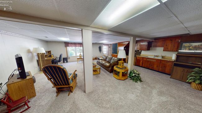 1501 Tiffin Rd, House other with 3 bedrooms, 2 bathrooms and 2 parking in Fremont OH | Image 32