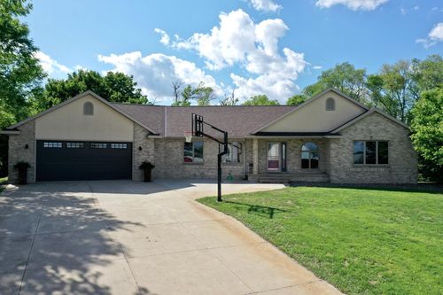 8081 45th Ave Sw, Raymond, MN, 56282-9792 | Card Image