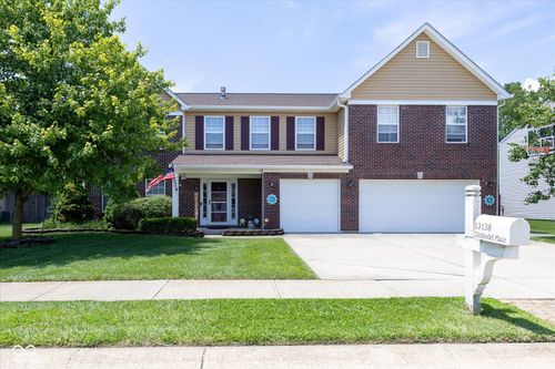 13138 Zinfandel Pl, Fishers, IN, 46038-5667 | Card Image