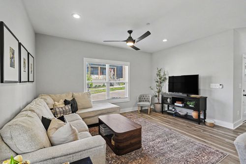 261 Franklin St, Pleasant View, TN, 37146-2203 | Card Image