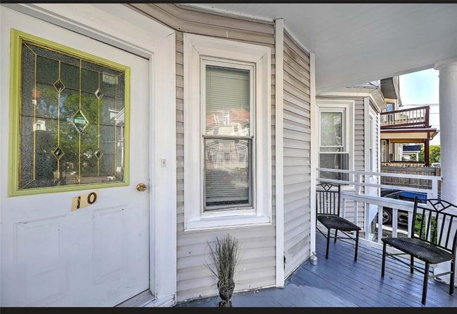 APT-1 - 10 Westcott St, Condo with 3 bedrooms, 1 bathrooms and 1 parking in Boston MA | Image 5