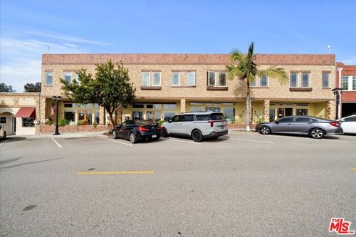 123 Richmond St, El Segundo, CA, 90245-3716 | Card Image