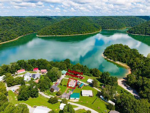 1369 Austin Lake Rd, Baxter, TN, 38544-6826 | Card Image