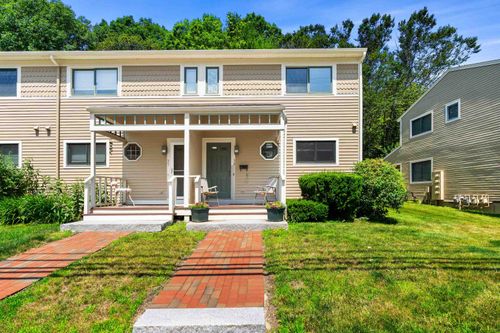 39 Spinnaker Way, Portsmouth, NH, 03801-3371 | Card Image