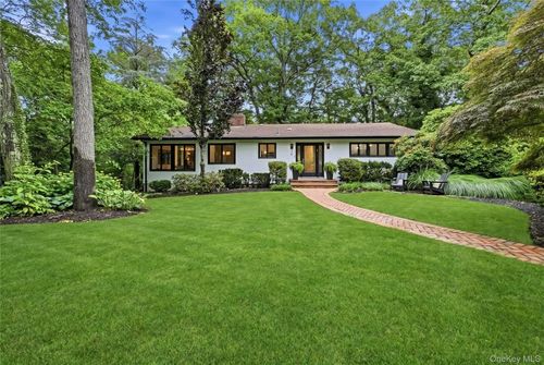 75 Laurel Hill Rd, Centerport, NY, 11721-1638 | Card Image
