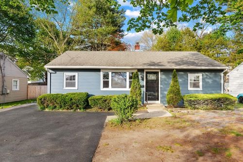 423 Bedford St, Lexington, MA, 02420-1536 | Card Image