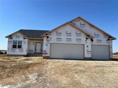 1519 Cardinal Dr, Fairfax, IA, 52228-9666 | Card Image