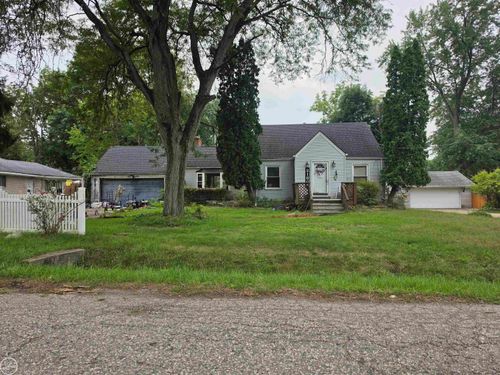 21801 Midway Avenue, Southfield, MI, 48075 | Card Image