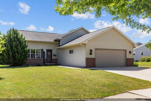 217 Yacoub Lane, FOND DU LAC, WI, 54935 | Card Image