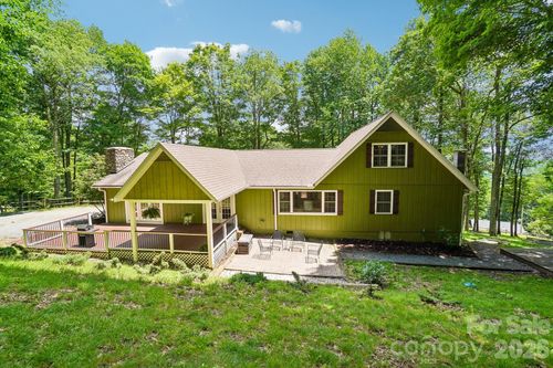 671 Trillium Ln, Mars Hill, NC, 28754-5872 | Card Image