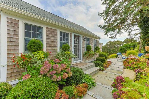 291 Ridgevale Rd, Chatham, MA, 02633-1074 | Card Image