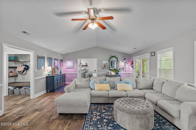 912 Morganser Dr, House other with 4 bedrooms, 2 bathrooms and 2 parking in Swansboro NC | Image 11