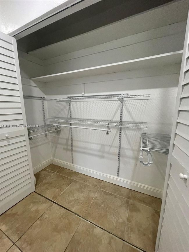 APT-26 - 8607 Sw 68 Th Ct, Condo with 2 bedrooms, 1 bathrooms and null parking in Pinecrest FL | Image 10