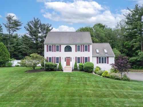 96 High St, Plainville, MA, 02762-1803 | Card Image