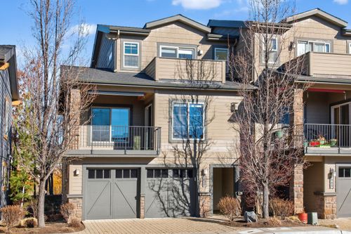 680 Sw Otter Way, Bend, OR, 97702-1893 | Card Image