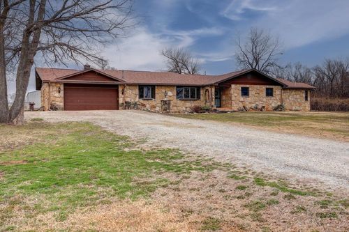 31778 53rd Rd, Arkansas City, KS, 67005-5524 | Card Image