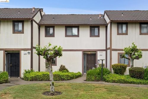 35-2600 Giant Rd, San Pablo, CA, 94806-2892 | Card Image