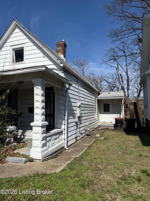 3819 Northwestern Pkwy, Louisville, KY, 40212-2924 | Card Image