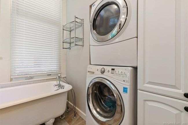 542 Shetucket Tpke, House other with 3 bedrooms, 3 bathrooms and null parking in Griswold CT | Image 15