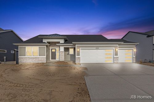 15709 Norwalk Rd, Grand Haven, MI, 49417-7687 | Card Image