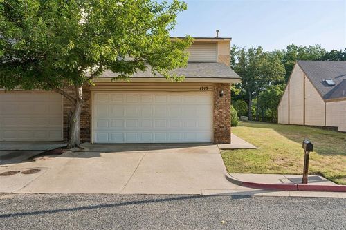 1713 Windhill Ave, Edmond, OK, 73034-3129 | Card Image