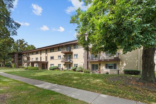 apt-305-1206 E Fairview St, Arlington Heights, IL, 60005-2848 | Card Image
