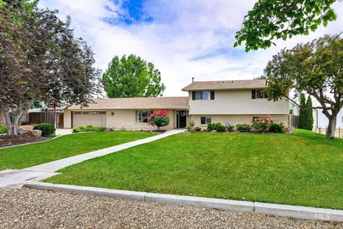 315 E Pat Lane, Caldwell, ID, 83607-9013 | Card Image