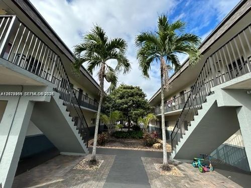 a2-7280 Nw 38th St, Hollywood, FL, 33024-1639 | Card Image