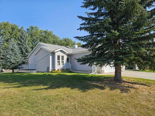 {{alt}} | Card Image