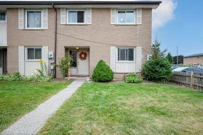 A1 - 453 Victoria Rd N, Townhouse with 4 bedrooms, 1 bathrooms and 1 parking in Guelph ON | Image 1