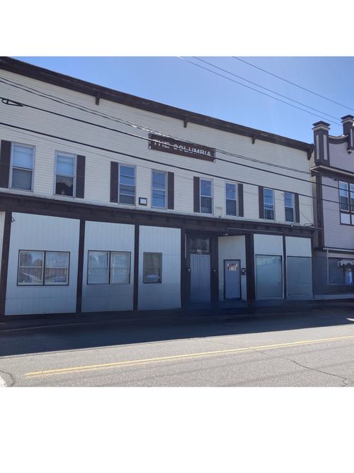 4 Depot St, Pittsfield, NH, 03263-3340 | Card Image