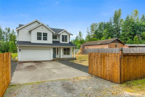 932 Tipsoo Loop N, Rainier, WA, 98576-9746 | Card Image