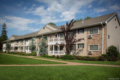 5-1d-652 Veterans Highway, Smithtown, NY, 11788 | Card Image