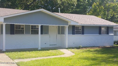 1757 Southhaven Cir, Jackson, MS, 39204-4345 | Card Image