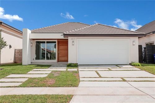 4817 Sweetwater Ave, McAllen, TX, 78503-0024 | Card Image