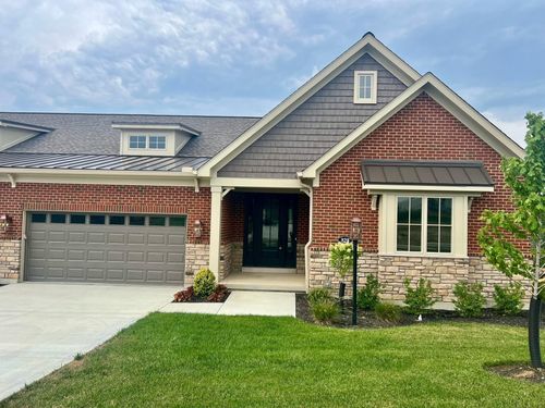 828 Fairbanks Ln, Southgate, KY, 41071-3316 | Card Image