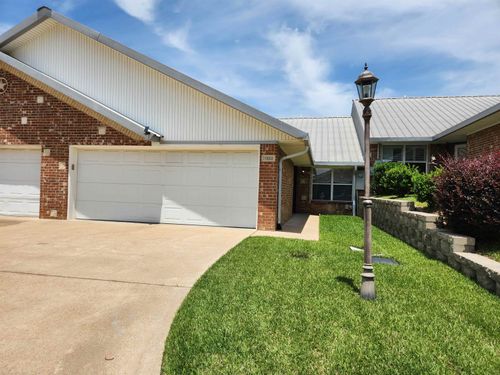 1803 Riverstone, Longview, TX, 75605-4194 | Card Image
