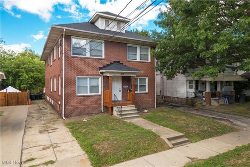 810 Thayer St, Akron, OH, 44310-2239 | Card Image