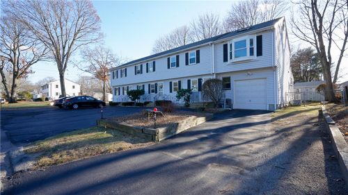 40 Lawn Street, Attleboro, MA, 02703 | Card Image